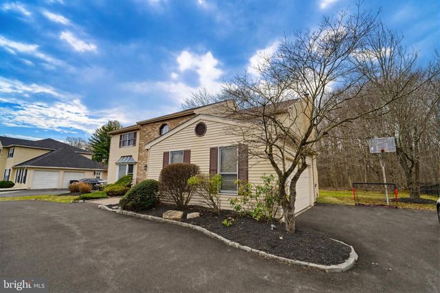 132 ROY LN, Huntingdon Valley, PA 19006