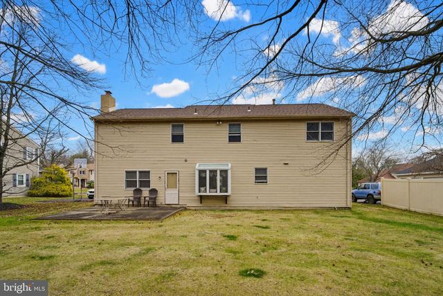 132 ROY LN, Huntingdon Valley, PA 19006