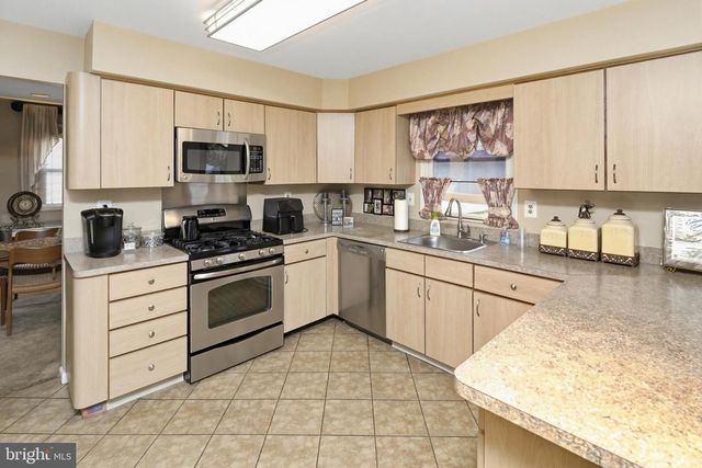 132 ROY LN, Huntingdon Valley, PA 19006