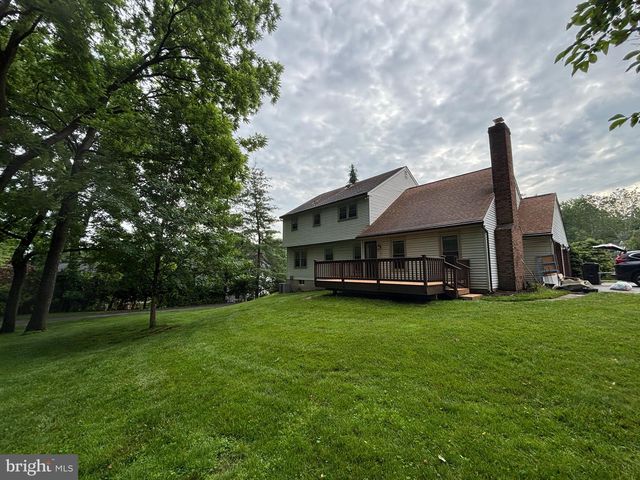 10 KATES, Paoli, PA 19301