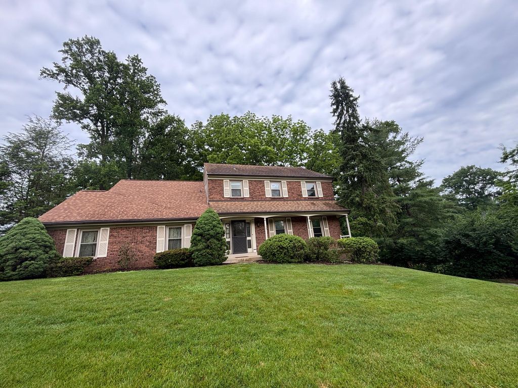 10 KATES, Paoli, PA 19301