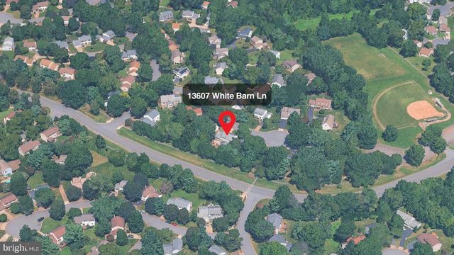 13607 WHITE BARN LN, Herndon, VA 20171