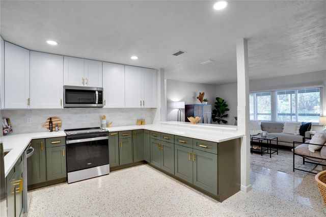 5135 101ST STREET N, St Petersburg, FL 33708