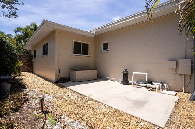 5135 101ST STREET N, St Petersburg, FL 33708
