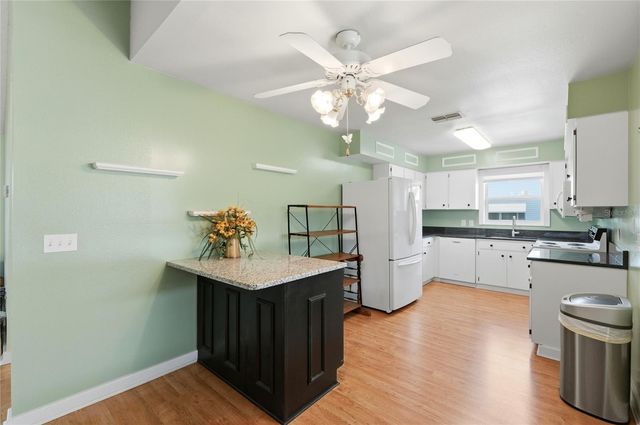 4825 GOLDENVIEW LANE, Lakeland, FL 33811