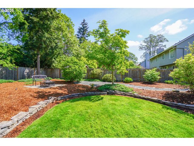2418 Ne 148TH St, Vancouver, WA 98686