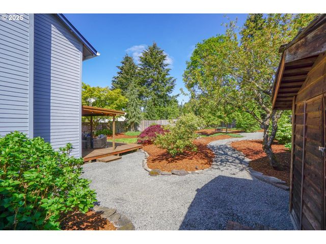 2418 Ne 148TH St, Vancouver, WA 98686