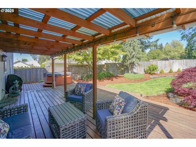 2418 Ne 148TH St, Vancouver, WA 98686