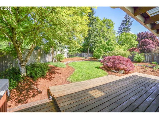 2418 Ne 148TH St, Vancouver, WA 98686