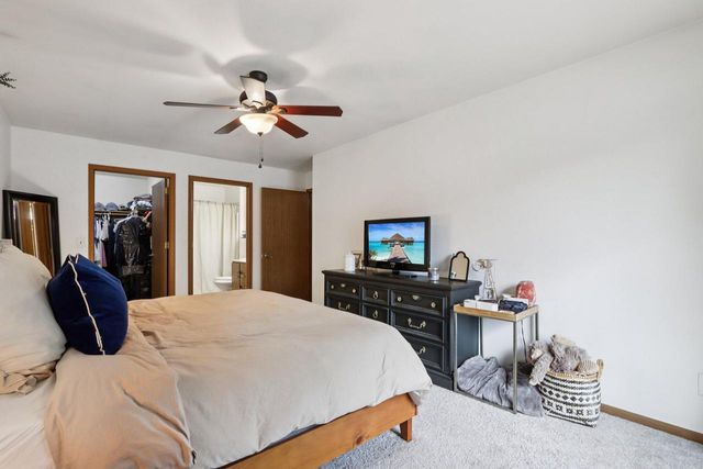 N80W12940 Fond Du Lac AVENUE #6, Menomonee Falls, WI 53051