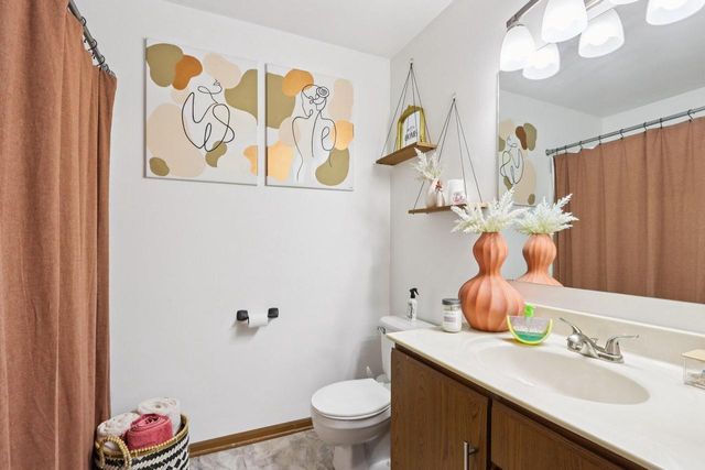 N80W12940 Fond Du Lac AVENUE #6, Menomonee Falls, WI 53051