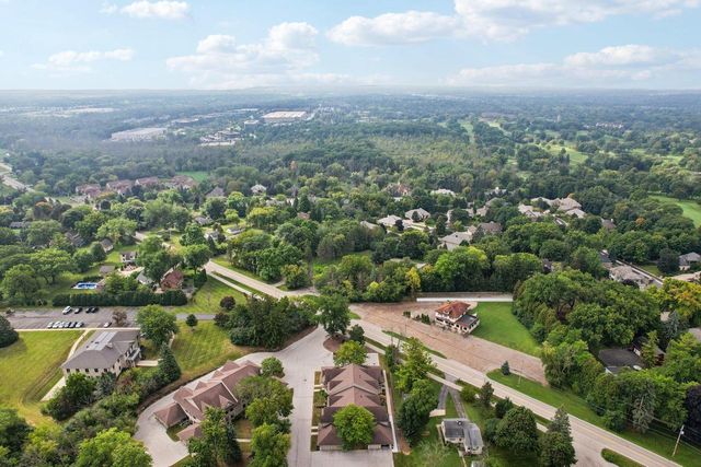 N80W12940 Fond Du Lac AVENUE #6, Menomonee Falls, WI 53051