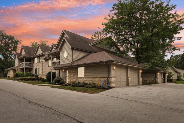 N80W12940 Fond Du Lac AVENUE #6, Menomonee Falls, WI 53051