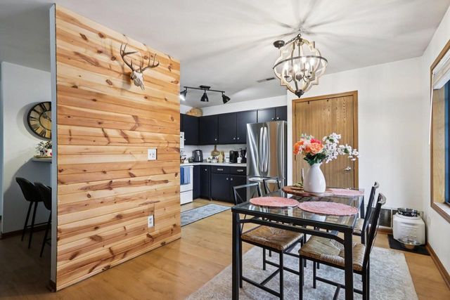 N80W12940 Fond Du Lac AVENUE #6, Menomonee Falls, WI 53051