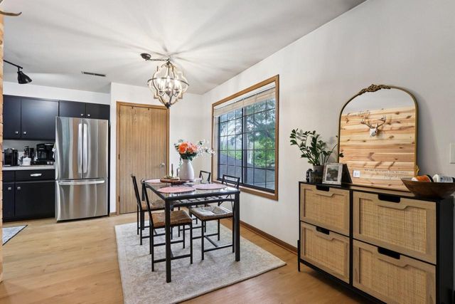 N80W12940 Fond Du Lac AVENUE #6, Menomonee Falls, WI 53051