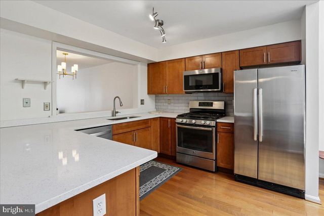 14438 LONG CHANNEL CIR, Germantown, MD 20874