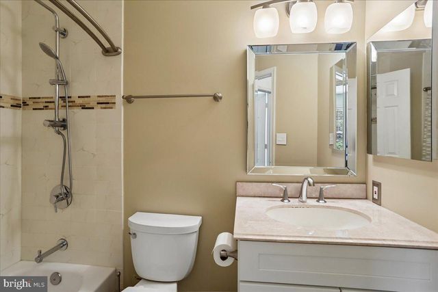 14438 LONG CHANNEL CIR, Germantown, MD 20874