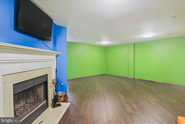 14438 LONG CHANNEL CIR, Germantown, MD 20874