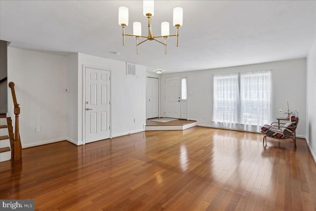 14438 LONG CHANNEL CIR, Germantown, MD 20874