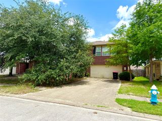 13214 Barrow Point Lane, Houston, TX 77014