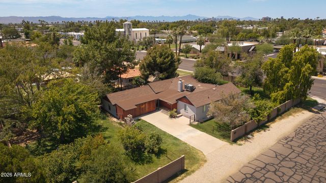 3205 E CLARENDON Avenue, Phoenix, AZ 85018