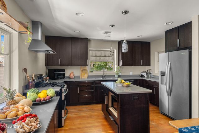 3205 E CLARENDON Avenue, Phoenix, AZ 85018