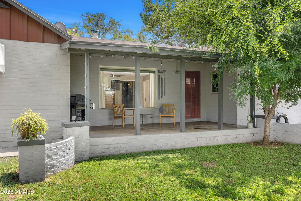 3205 E CLARENDON Avenue, Phoenix, AZ 85018 — photo 2