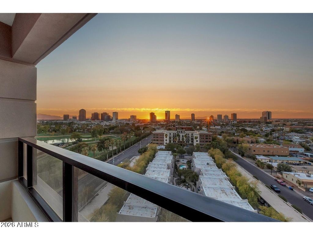1040 E OSBORN Road 1004, Phoenix, AZ 85014 — exterior