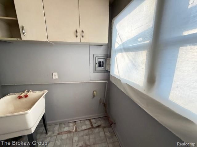 3110 Menominee Avenue, Flint, MI 48507