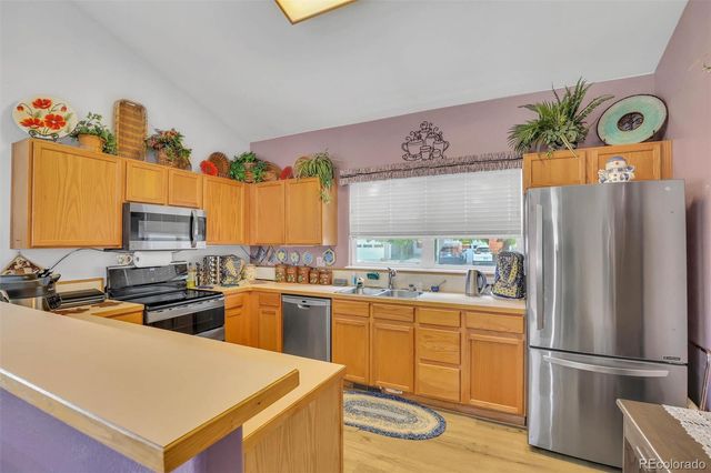 15555 E 40th Avenue 7, Denver, CO 80239