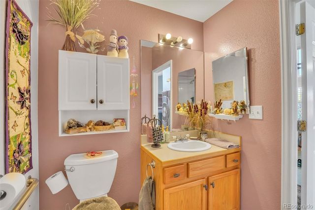 15555 E 40th Avenue 7, Denver, CO 80239