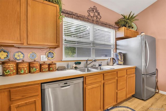 15555 E 40th Avenue 7, Denver, CO 80239