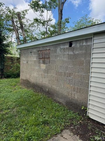610 Taylor Avenue, Evansville, IN 47713