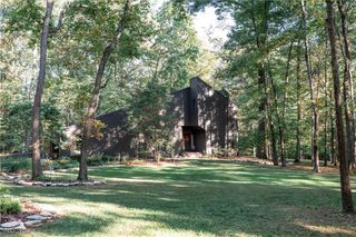 2505 Kenlo Woods Drive, Nashport, OH 43830