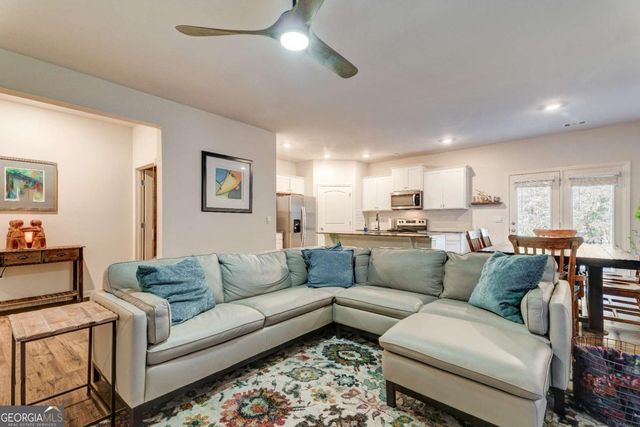 372 Stoneybrook Drive, Dahlonega, GA 30533