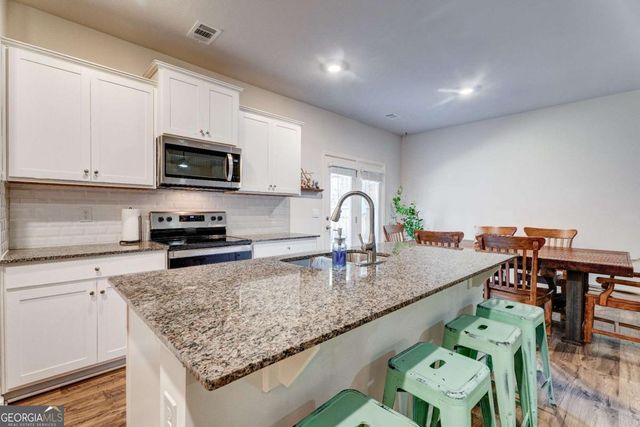 372 Stoneybrook Drive, Dahlonega, GA 30533