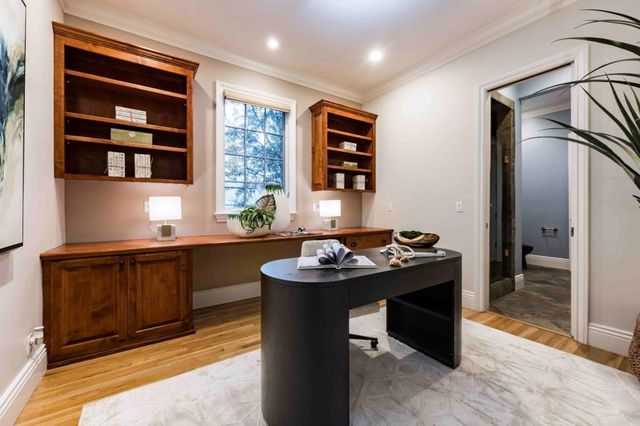 2134 Clayton Drive, Menlo Park, CA 94025