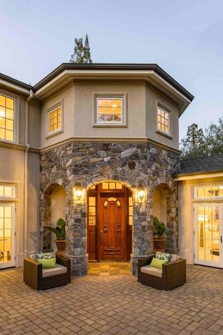 2134 Clayton Drive, Menlo Park, CA 94025