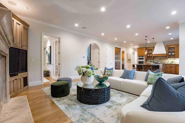 2134 Clayton Drive, Menlo Park, CA 94025