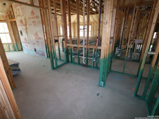 109 Cheyenne Drive, Floresville, TX 78114