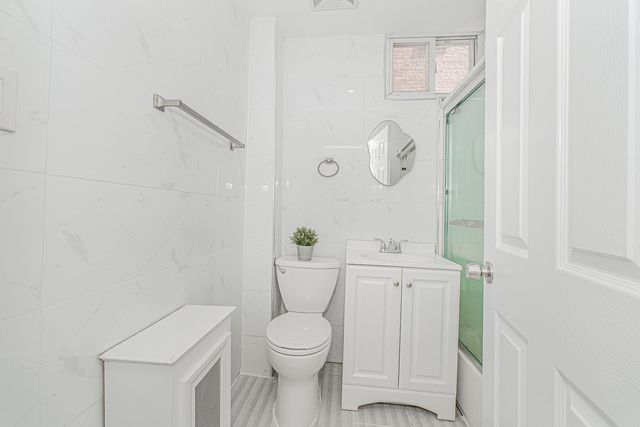 66 VAN REYPEN ST, Jc, Journal Square, NJ 07306