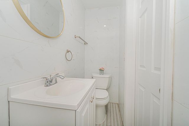 66 VAN REYPEN ST, Jc, Journal Square, NJ 07306