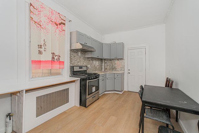 66 VAN REYPEN ST, Jc, Journal Square, NJ 07306