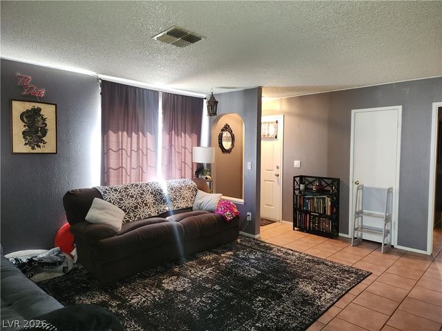 1917 Indrio Circle, Las Vegas, NV 89108