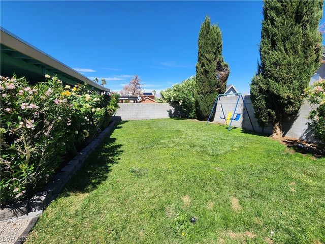 1917 Indrio Circle, Las Vegas, NV 89108