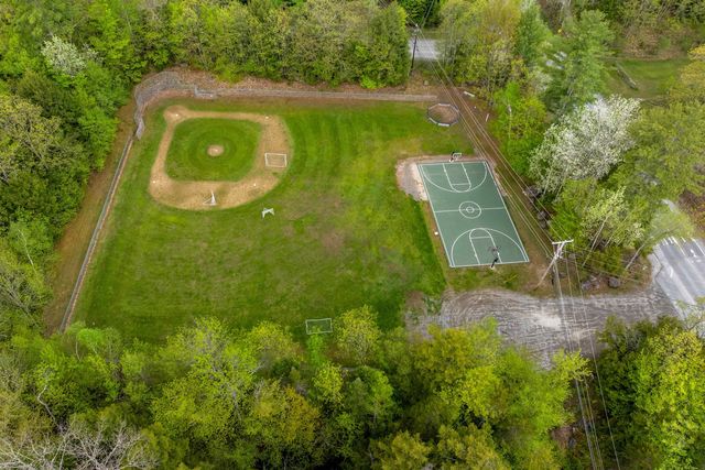 841 Cove Drive, Grantham, NH 03753