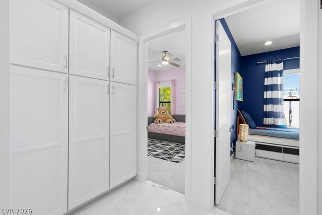 4315 North DAPPLE GRAY Road, Las Vegas, NV 89129