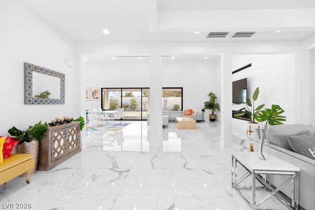 4315 North DAPPLE GRAY Road, Las Vegas, NV 89129