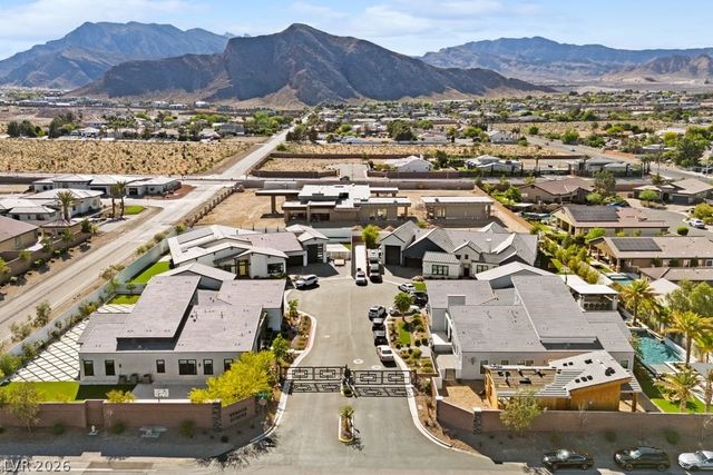 4315 North DAPPLE GRAY Road, Las Vegas, NV 89129