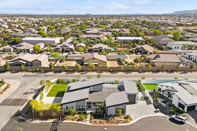 4315 North DAPPLE GRAY Road, Las Vegas, NV 89129